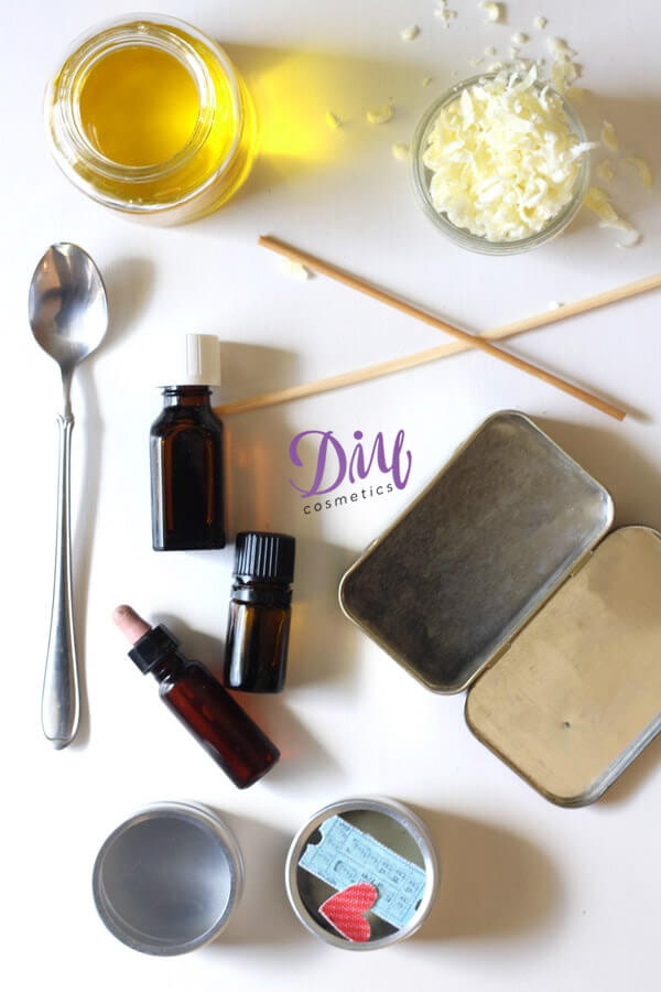 Homemade Solid Perfumes with Sandalwood and Vanilla DIY Cosmetics